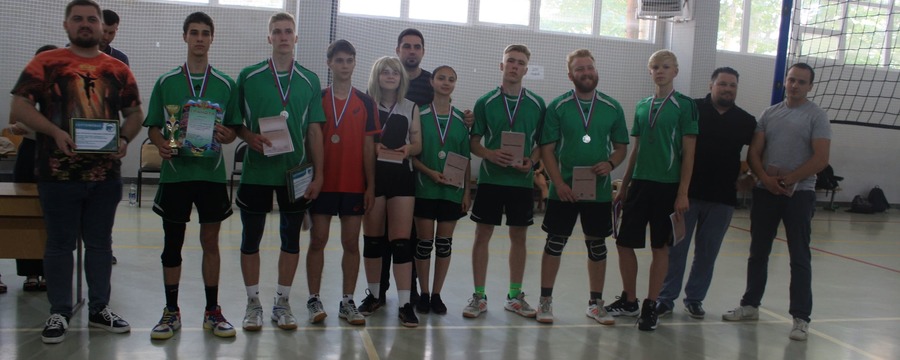 Участие в 1 Чемпионате Дружбы по смешанному волейболу среди ССУЗов Крыма