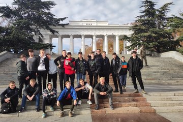 Поездка студентов колледжа в город-герой Севастополь на Сапун-гору и музейный комплекс «35 береговая батарея»
